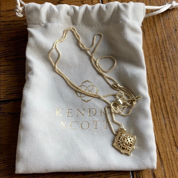 Jewelry earrings bracelet necklaces - Picture 9 of 11